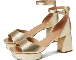 Women's Bernardo Raleigh