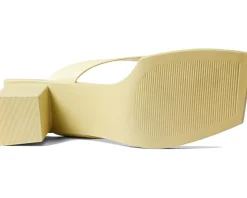 Women's Chinese Laundry Marna