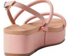 Women's Chinese Laundry Skippy