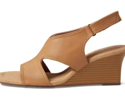 Women's Clarks Kyarra Aster