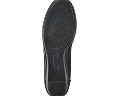 Women's Cliffs by White Mountain Boldness