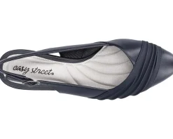 Women's Easy Street Bates
