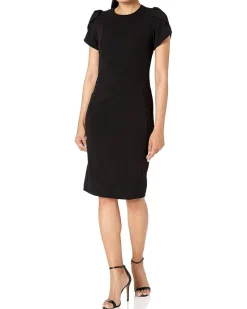 Women's Essential Sleeveless Sheath