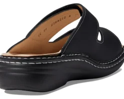 Women's Finn Comfort Moorea