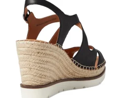 Women's Gentle Souls by Kenneth Cole Elise