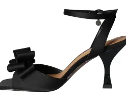 Women's J. Renee Nishia