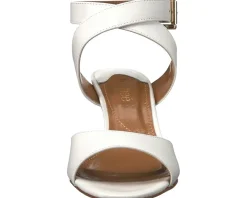 Women's J. Renee Soncino