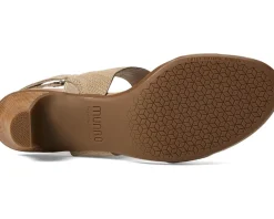 Women's Munro Livia