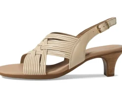 Women's Munro Marianna