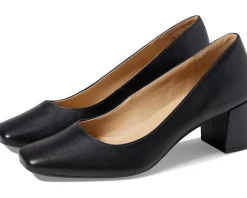 Women's Naturalizer Karina