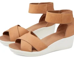 Women's Naturalizer Riviera