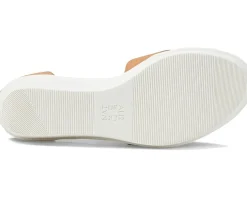 Women's Naturalizer Riviera