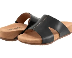 Women's SoftWalk Beverly