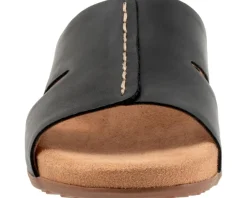 Women's SoftWalk Beverly