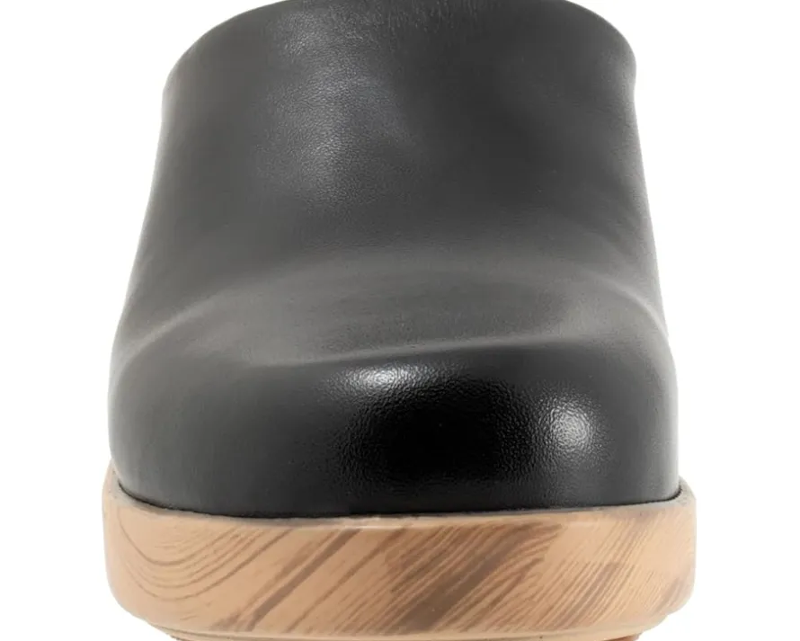 Women's SoftWalk Felida