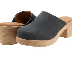 Women's SoftWalk Felida