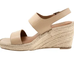 Women's SoftWalk Hartley