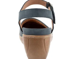Women's SoftWalk Mabelle