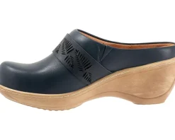 Women's SoftWalk Melita