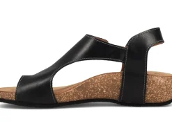 Women's Taos Footwear Fame