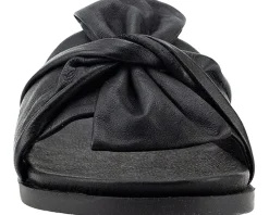 Women's Unity in Diversity Diona 01