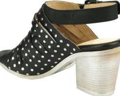 Women's Unity in Diversity Ficus